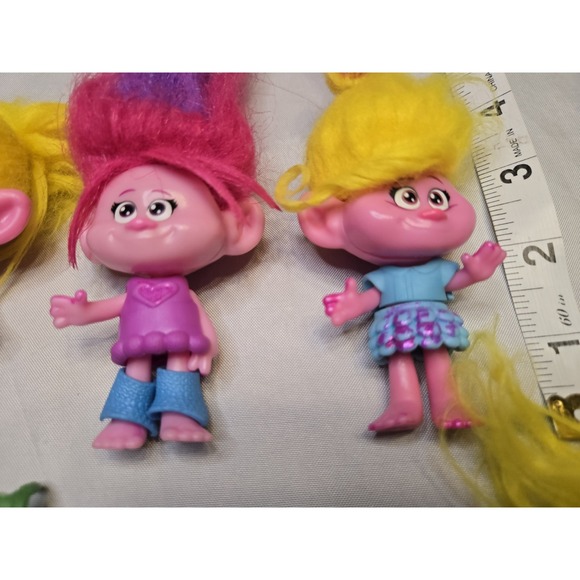 Hasbro Dreamworks Trolls Lot Mini Figure Dolls And Accessories Preloved See Pics - Picture 3 of 6